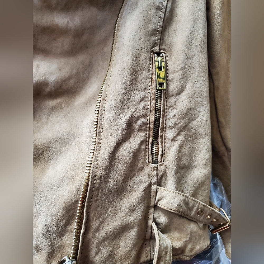 Leather Jacket - Picture 2 of 5
